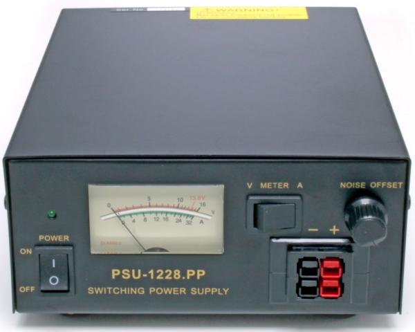Wimo PSU-1228PP mit Powerpole-Anschlüssen